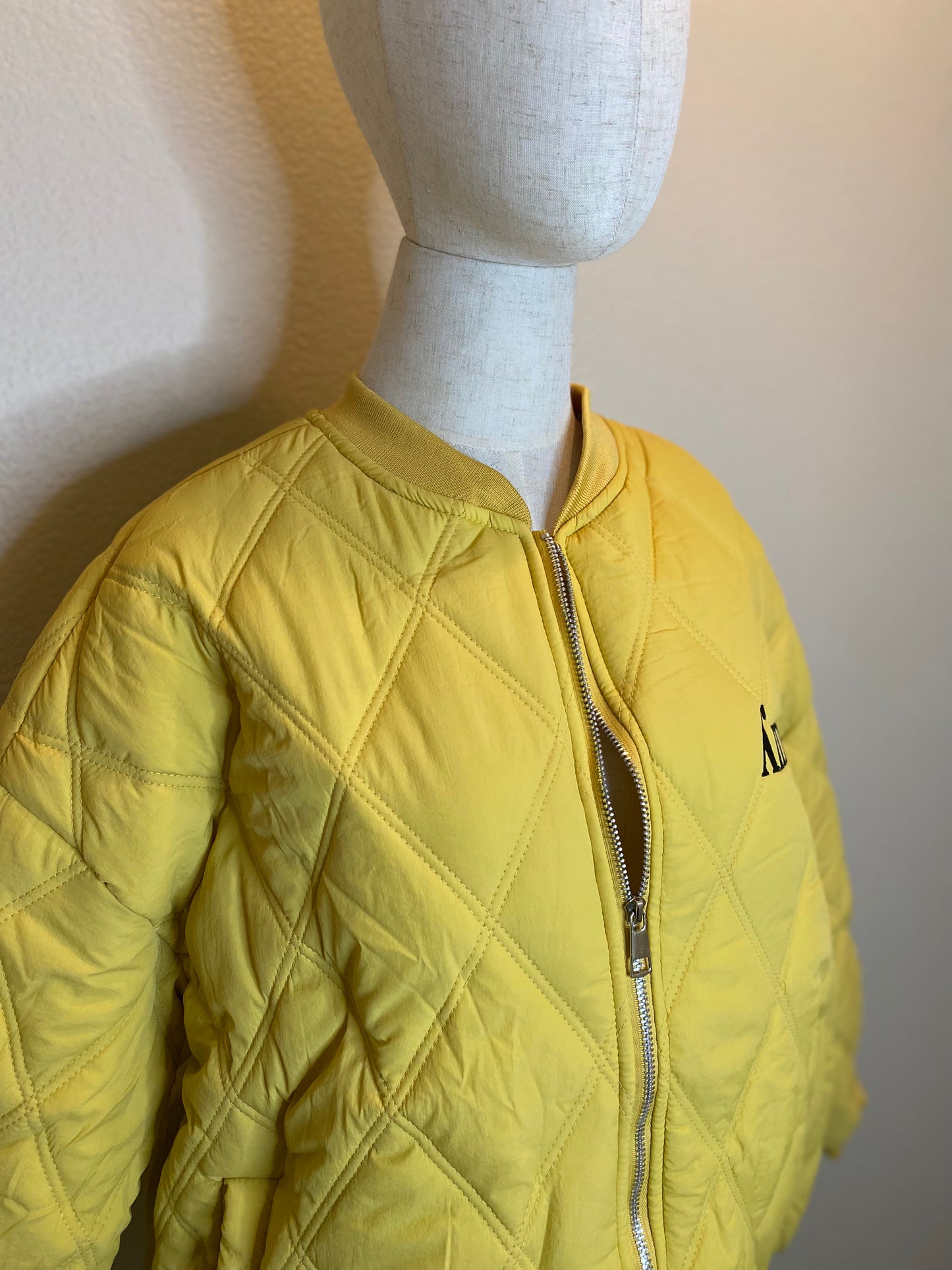 yellow jacket