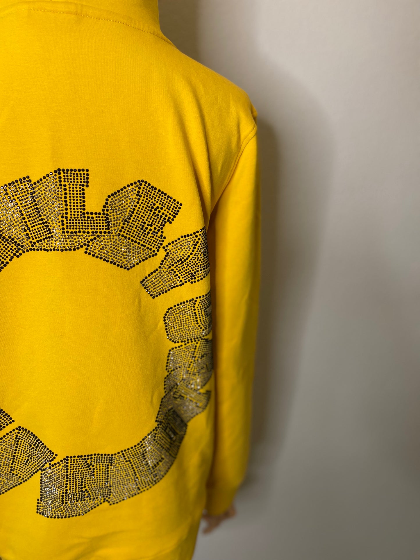 yellow sweatshirt