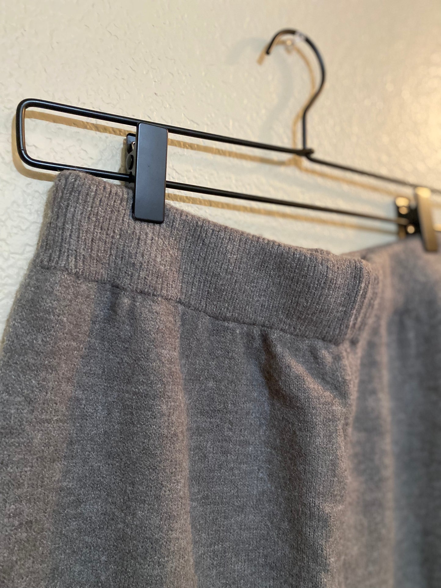 grey sweat pants
