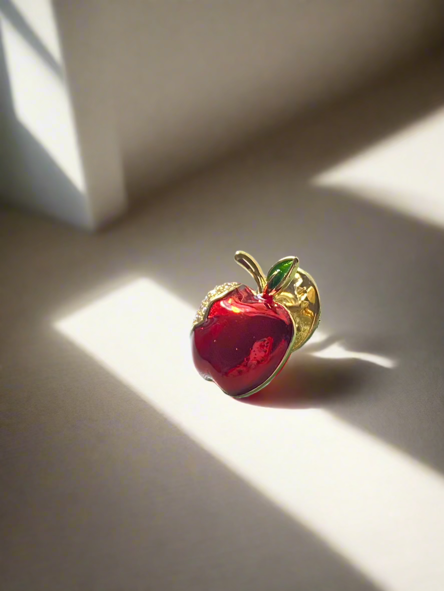 apple brooch pin