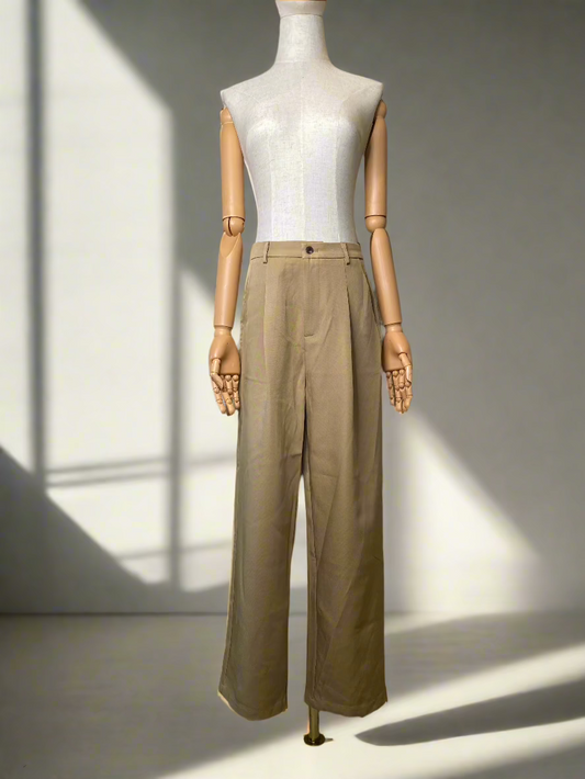 brown pants 